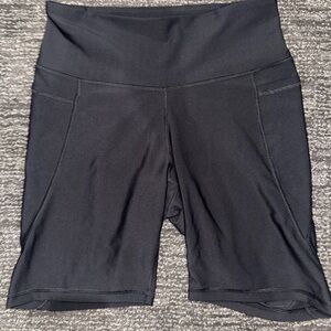 Women's Old Navy Black Bike Shorts. Large.